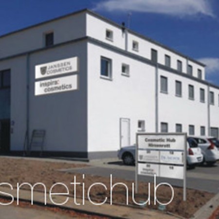 Nouvel immeuble industriel de JANSSEN COSMETICS inauguré dans la zone industriel de Pascalstrasse