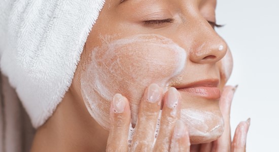 Gesicht reinigen